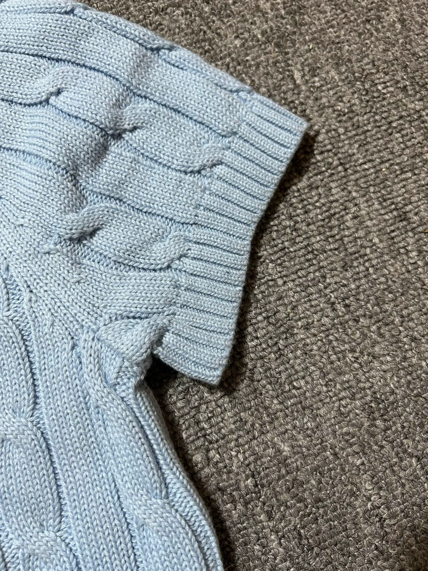 P160 Polo Ralph Lauren SS23 solid color logo embroidered sweater, official website logo on the collar. Scan the QR code to enter the official website and compare the quality at will. Size: XS-L